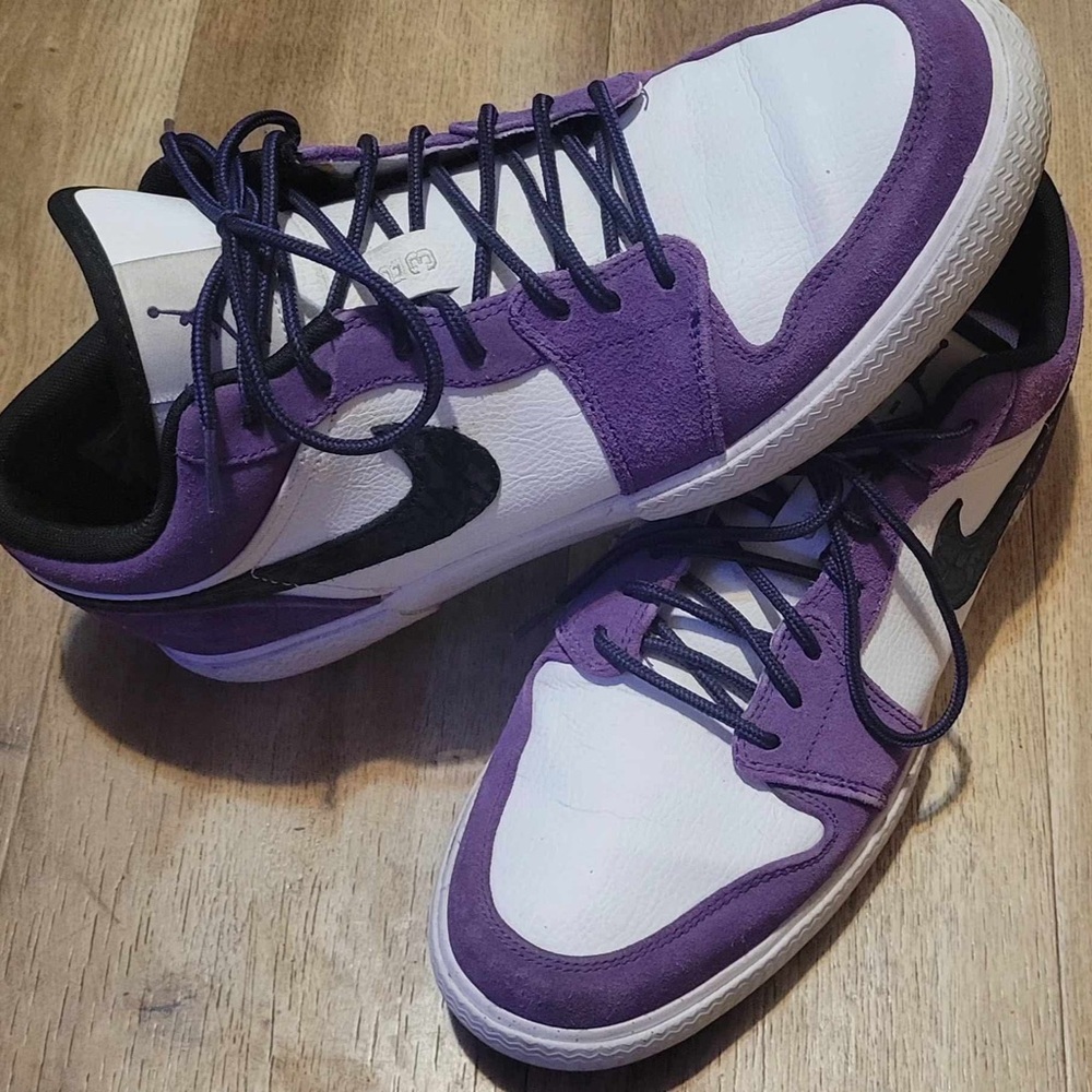 Nike Air Jordan 1 Retro Low Club Purple 2012 Suede